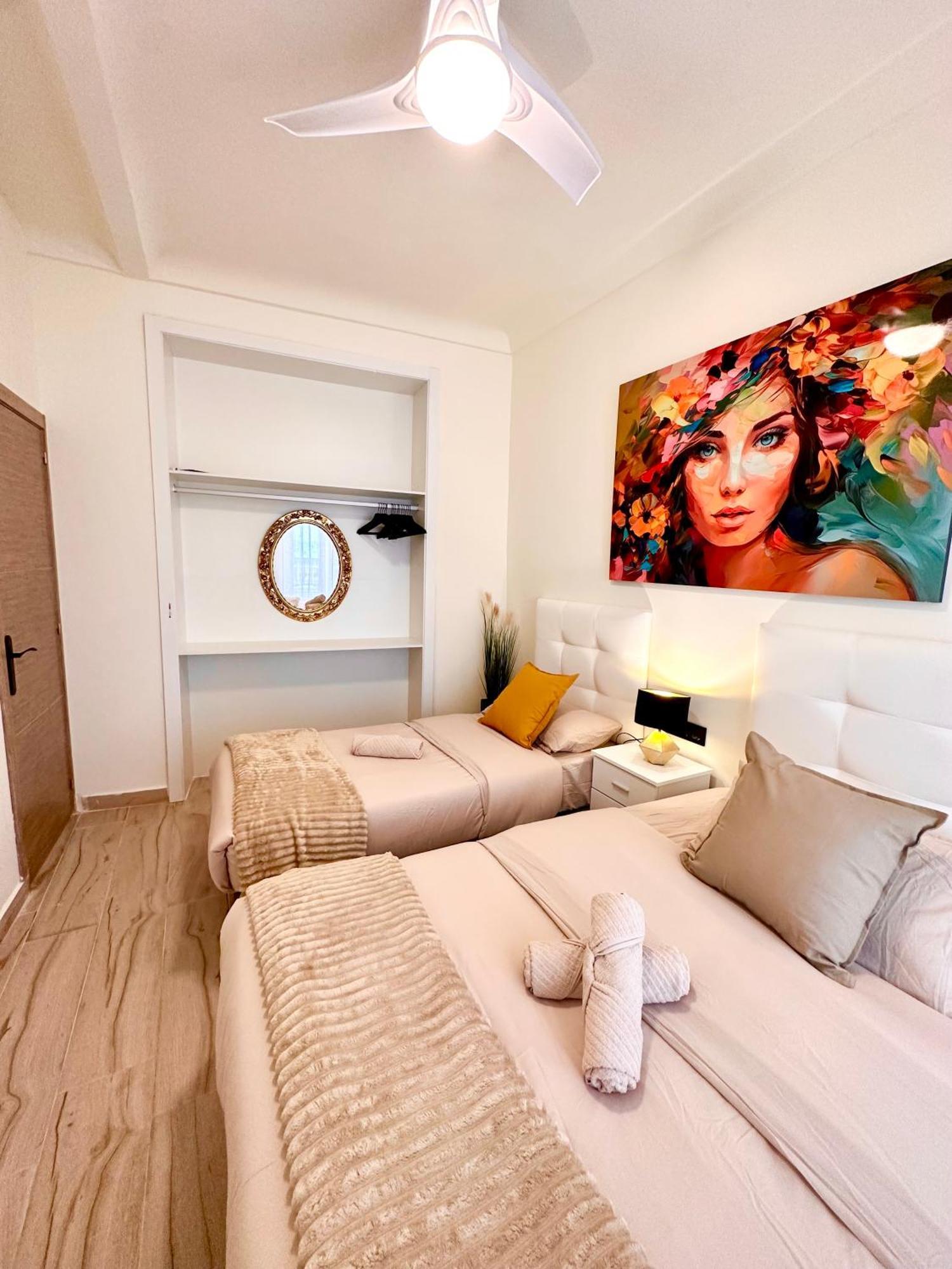 La Reina Apartment By The Sea Alicante Exterior photo